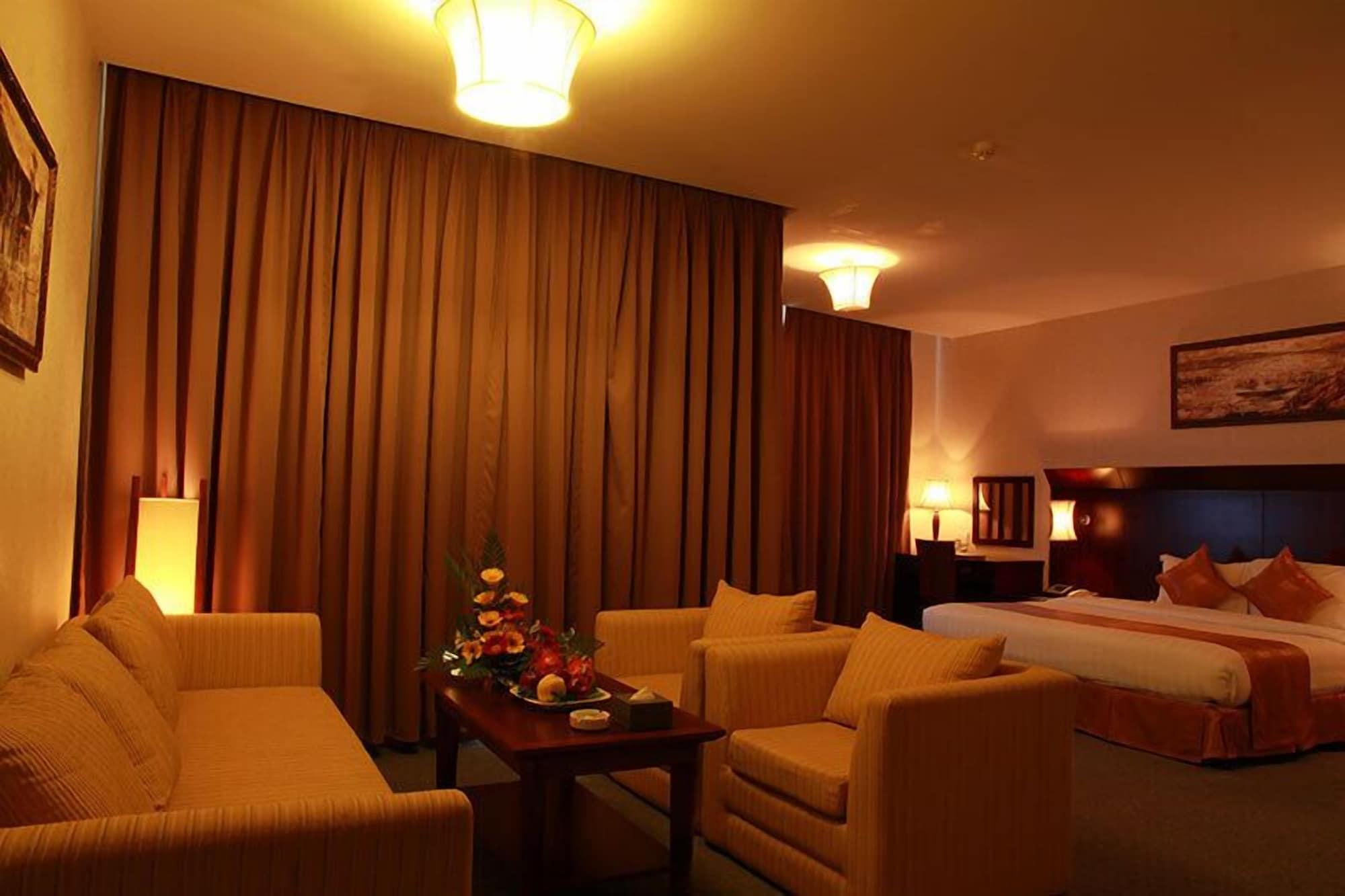Dakruco Hotel Buon Ma Thuot Exterior foto