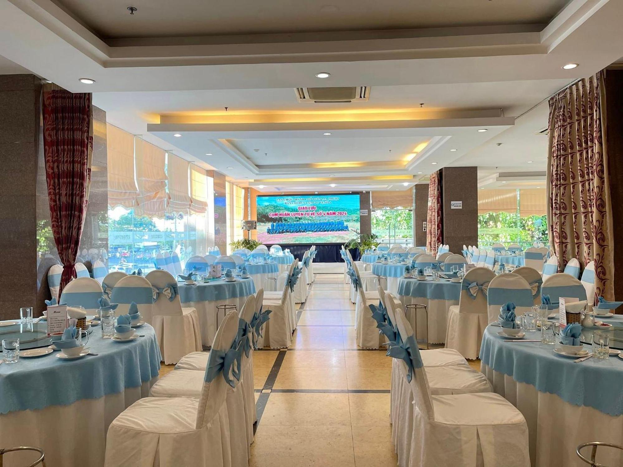 Dakruco Hotel Buon Ma Thuot Exterior foto